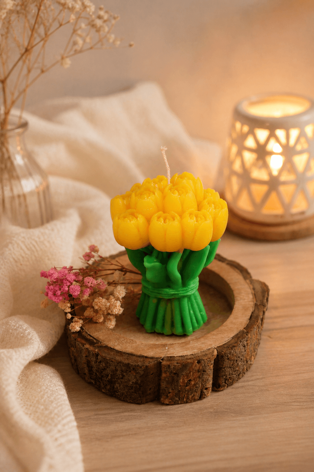 Tulip Scented Candle