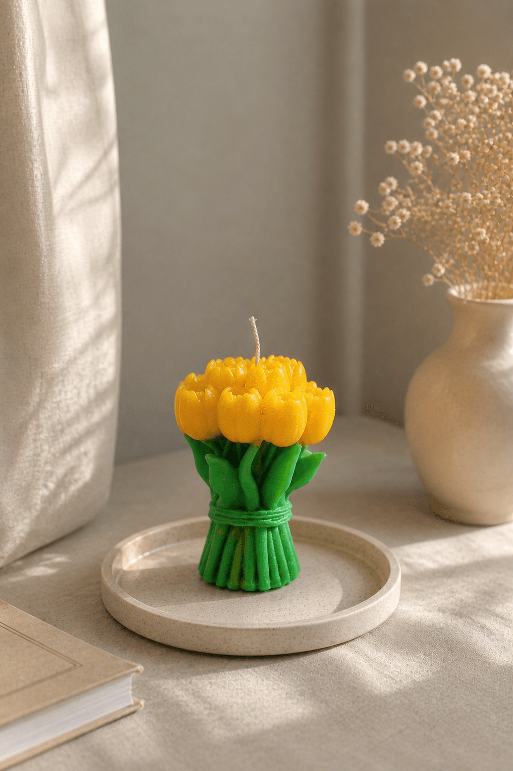 Tulip Scented Candle